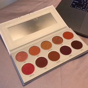 Morphe Ring the Alarm